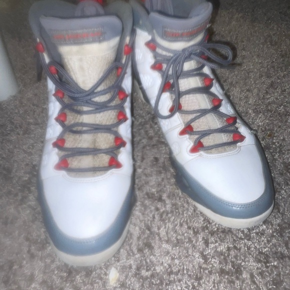 Jordan White and Gray Athletic Shoes with Red Accents - Picture 1 of 6